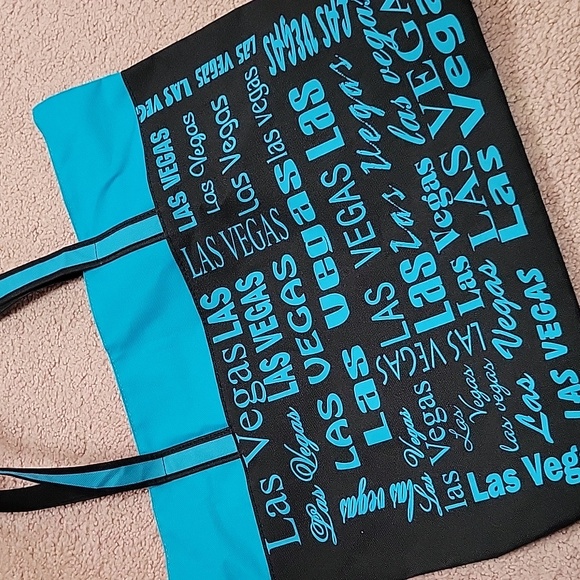Las Vegas Zip Bag - Picture 2 of 5
